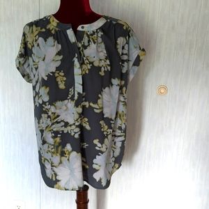 Simply Vera blouse